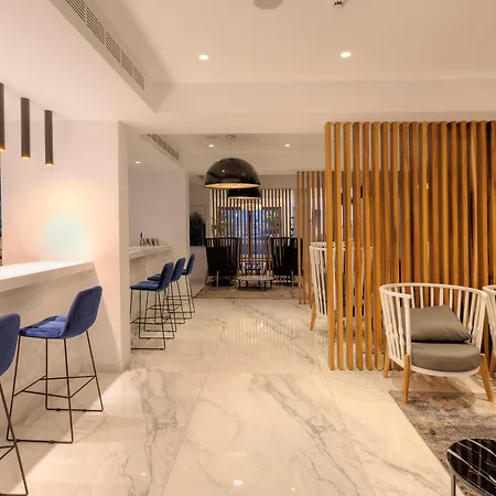 Hotel The Blue Ivy & (adults Only) 4*